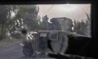 Quân đội Afghanistan đối đầu với Taliban ở Kandahar. Ảnh: Reuters