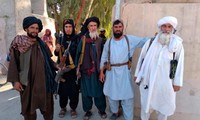 Các chiến binh Taliban ở thành phố Farah. Ảnh: AP