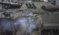 Một binh sĩ Nga tham gia cuộc tập trận ngày 10/12. Ảnh: AP