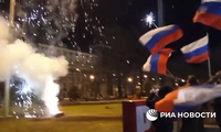Donetsk, Lugansk bắn pháo hoa ăn mừng khi được Nga công nhận 