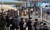 Hàn Quốc chạm ngưỡng 170.000 ca COVID-19/ngày, chính quyền kêu gọi người dân bình tĩnh