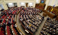 Ukraine cho phép tịch thu tài sản của công dân Nga 