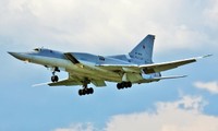 The Times: Máy bay Tu-22M3 Nga dội bom xuống nhà máy Mariupol