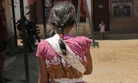 Ấn Độ: Bé gái nghi bị cảnh sát cưỡng bức khi đến trình báo việc bị hiếp dâm