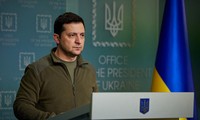 Tổng thống Ukraine Zelensky hứa sẽ giành lại Donbass