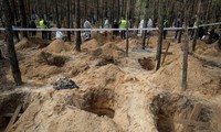 Nga bác cáo buộc ‘có liên quan đến vụ tìm thấy ngôi mộ tập thể ở Kharkov&apos;