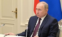 Lãnh đạo các vùng ly khai Ukraine chính thức đề nghị Tổng thống Putin xem xét việc sáp nhập Nga