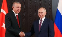Tổng thống Nga - Thổ Nhĩ Kỳ họp bàn về Ukraine