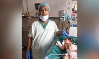 Ấn Độ: Phát hiện 8 bào thai trong bụng bé gái 21 ngày tuổi