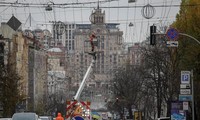 Thiếu điện trầm trọng, Kiev vẫn sẽ dựng cây thông mừng Giáng sinh và năm mới