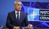 NATO: Viện trợ quân sự cho Ukraine giúp mang lại hòa bình nhanh nhất có thể