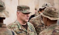 Tướng cấp cao Mỹ bất ngờ thăm lực lượng ở Syria