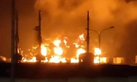 Kho dầu ở Crimea cháy lớn, nghi bị tấn công bằng máy bay không người lái