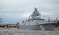 Tàu chiến Nga cứu hàng chục người từ du thuyền ngoài khơi Hy Lạp