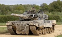 Tây Ban Nha hứa viện trợ Ukraine thêm bốn &apos;xe tăng quái vật&apos; Leopard