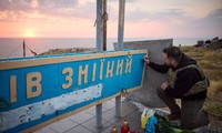 Tổng thống Ukraine đăng video thăm Đảo Rắn trên Biển Đen