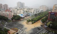Trung Quốc: Một cửa hàng trang sức bị nước lũ cuốn sạch, thiệt hại 16,5 tỷ đồng