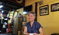 Bộ trưởng Ngoại giao Australia ngắm cảnh Hồ Gươm, uống cà phê trứng