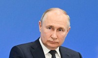 Tổng thống Putin: Nga &apos;không thể bị đánh bại&apos;