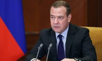 Ông Dmitry Medvedev thăm cơ sở huấn luyện ở Donetsk