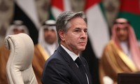 Gặp các quan chức Ả-rập, Ngoại trưởng Mỹ nhắc lại tuyên bố phản đối lệnh ngừng bắn