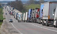 Hé lộ lý do tài xế xe tải Ba Lan muốn chặn cửa khẩu biên giới với Ukraine 