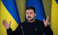 Tổng thống Zelensky kêu gọi Ukraine đoàn kết giữa tin đồn rạn nứt với tướng cấp cao
