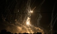 Quân đội Israel tấn công dữ dội, tuyên bố &apos;tập trung vào Dải Gaza&apos;