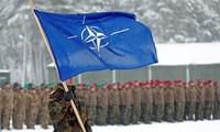 NATO lên tiếng về bài báo &apos;kịch bản xung đột với Nga&apos;