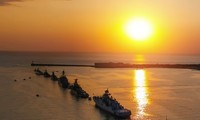 Tình báo Anh nói Hạm đội Biển Đen của Nga giảm đáng kể hoạt động sau khi thay chỉ huy