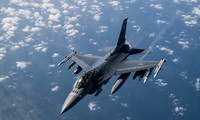 Máy bay F-16 rơi gần căn cứ không quân ở Mỹ