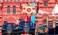 Quân đội Nga rầm rộ diễn tập duyệt binh mừng Ngày Chiến thắng trên Quảng trường Đỏ