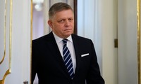 Thủ tướng Slovakia qua cơn nguy kịch