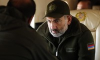 Trực thăng chở Thủ tướng Armenia hạ cánh khẩn cấp