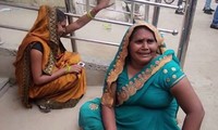 Ấn Độ: Giẫm đạp kinh hoàng tại sự kiện tôn giáo, gần 90 người có thể đã thiệt mạng