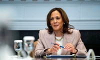 Bà Kamala Harris gấp rút tìm &apos;phó tướng&apos;