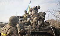 Chuyên gia Áo cảnh báo phòng tuyến của Ukraine ở Donbass có nguy cơ sụp đổ