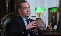 Ông Dmitry Medvedev: Phương Tây đánh giá thấp Nga về vũ khí hạt nhân