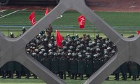 Tập trung quân sát Hong Kong, Bắc Kinh đưa ra cảnh báo gay gắt