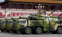 Tên lửa đạn đạo tầm trung DF-21 của Trung Quốc. Ảnh: National Interest.