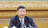 Tổng Bí thư Đảng Cộng sản Trung Quốc Tập Cận Bình phát biểu tại cuộc họp đầu tiên của đoàn chủ tịch Đại hội đại biểu toàn quốc lần thứ 20 của Đảng Cộng sản Trung Quốc tại Đại lễ đường Nhân dân ở Bắc Kinh ngày 15/10. Ảnh: Xinhua.