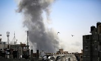 Khói bốc lên từ các cuộc không kích của Israel ở Rafah, Gaza ngày 9/5. Ảnh: Getty Images.