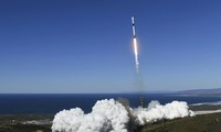 Tên lửa SpaceX Falcon 9 mang theo vệ tinh do thám NROL-87 cho Văn phòng Trinh sát Quốc gia (Mỹ) được phóng ngày 2/2/2022. Ảnh: Getty Images.