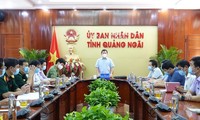 Chủ tịch UBND tỉnh Quảng Ngãi Đặng Văn Minh chủ trì cuộc họp.