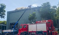 Cháy lớn tại khu công nghiệp ở Phú Yên