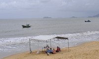 Tìm thấy thi thể 2 người mất tích trên biển Bình Định 