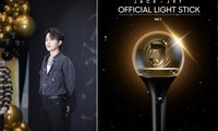 Jack khoe lightstick nhưng lại bị dân mạng tố &quot;đạo&quot; Jaejoong, xài ảnh &quot;chùa&quot;