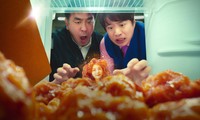 Kim Yoo Jung biến thành gà viên trong “Chicken Nugget”: Bộ phim kỳ lạ đến mức kỳ dị