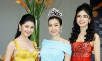 Hoa hậu Mỹ Linh cùng nhiều người đẹp dự họp báo Chung khảo phía Bắc
