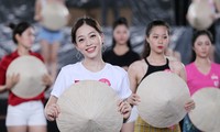 Ngập tiếng cười trong buổi tập chuẩn bị Gala 30 năm Hoa hậu Việt Nam
